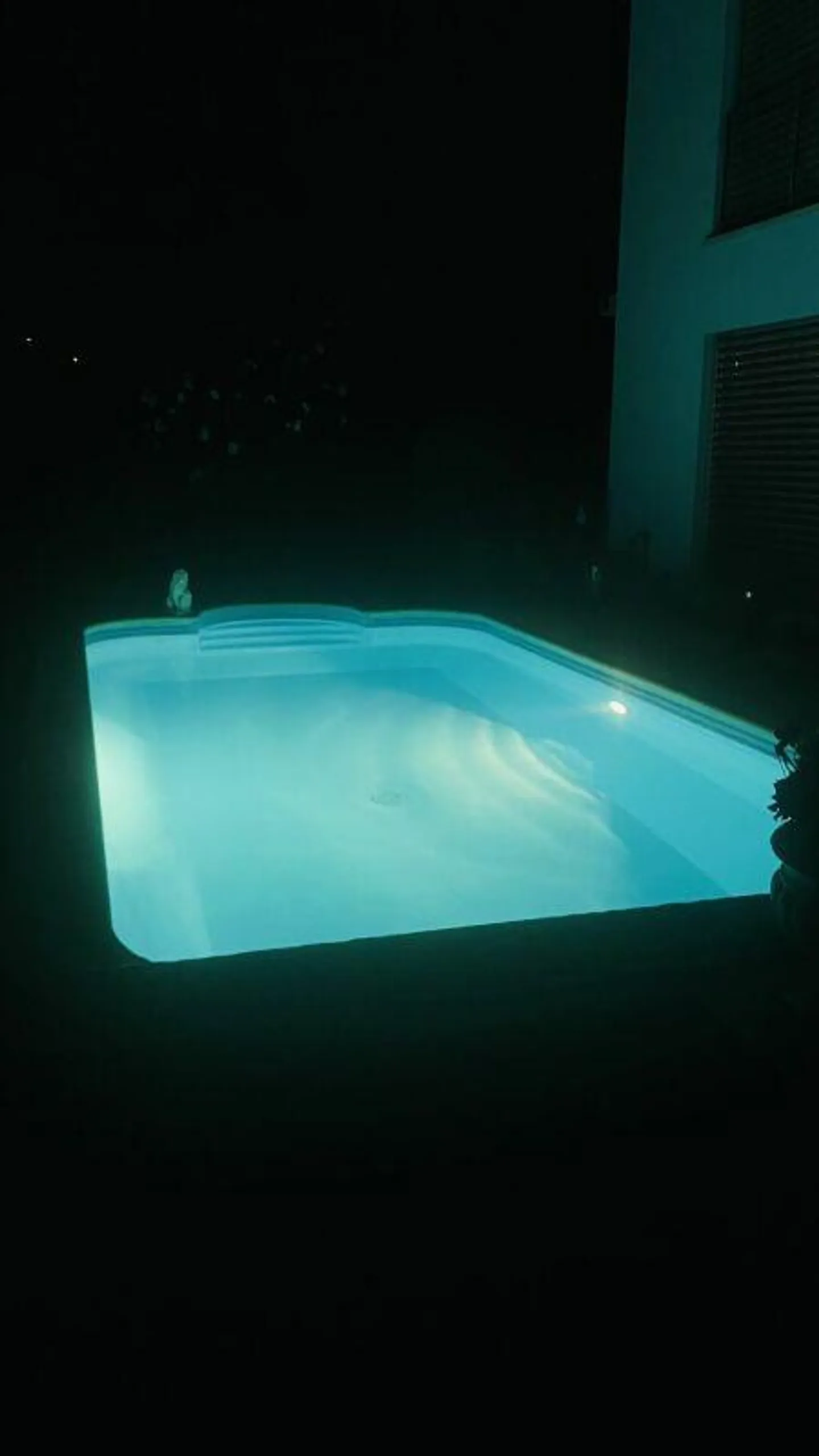 Casa unifamiliare indipendente e ben curata con piscina - Foto 19 di 20