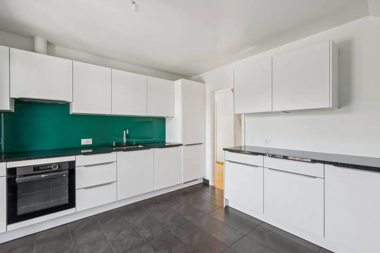 10-room House - Photo 7 of 13