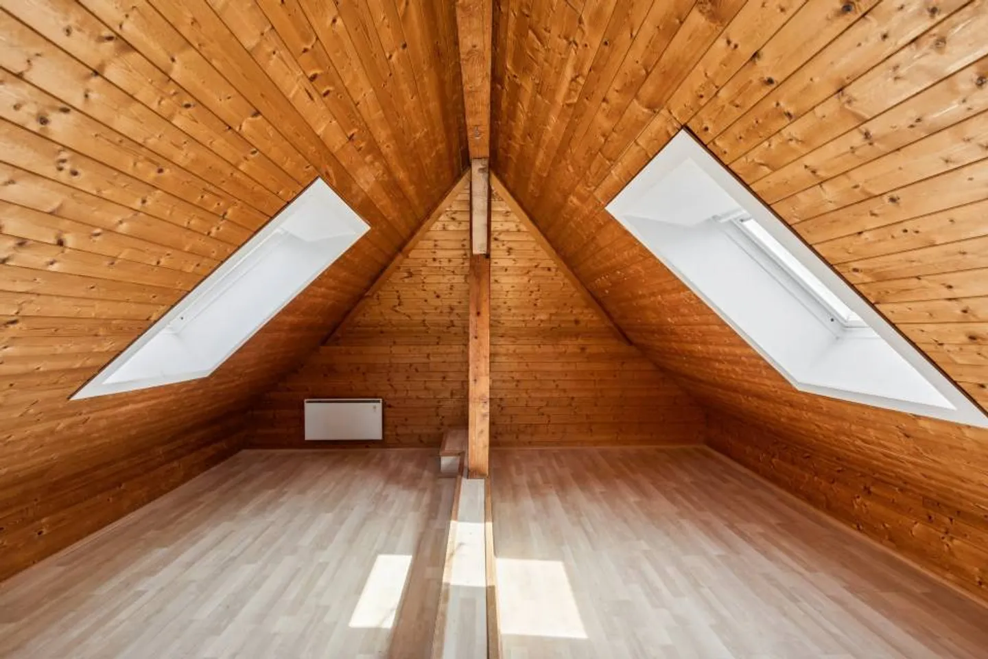 10-room House - Photo 9 of 13