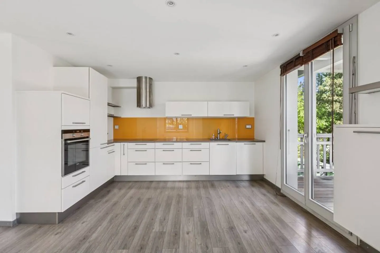 10-room House - Photo 13 of 13