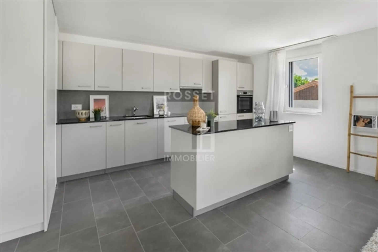 Nouveaux appartements de 4,5 pièces au rez-de-chaussée - Photo 3 sur 11