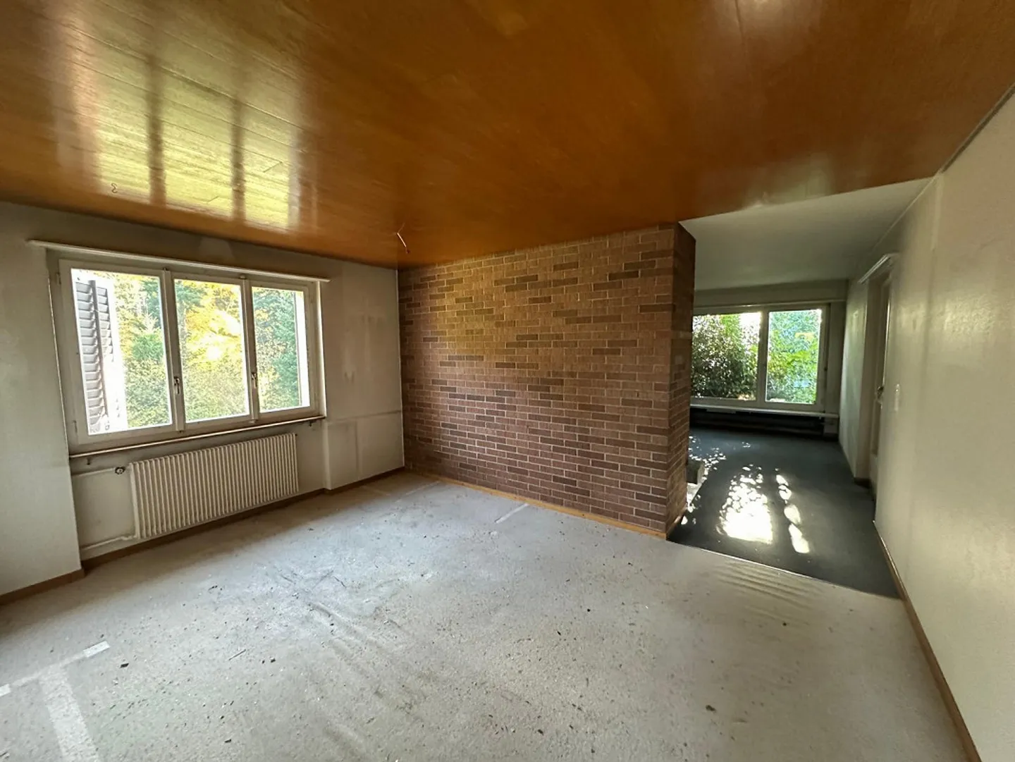 Single-family house with large usage reserves in panoramic location - Photo 7 of 10