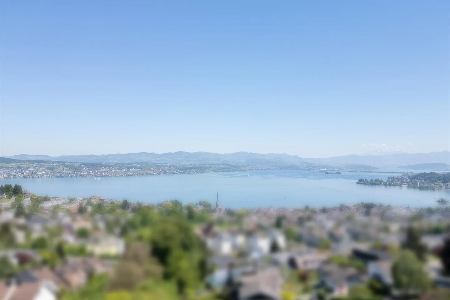 Vivere sopra il lago di Zurigo – appartamento attico lussuoso - Foto 1 di 1