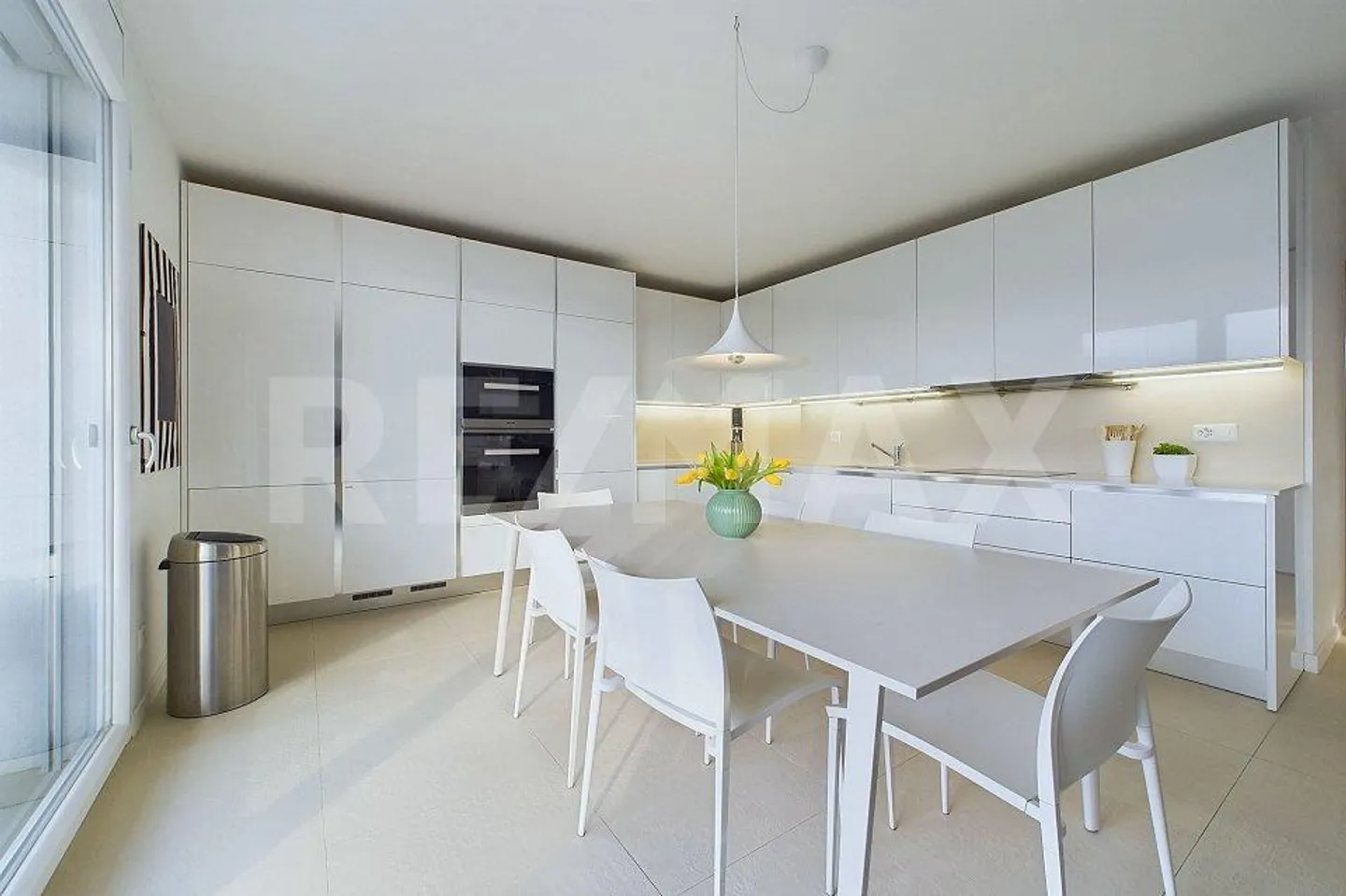 Attico elegante con vista lago - Foto 10 di 13