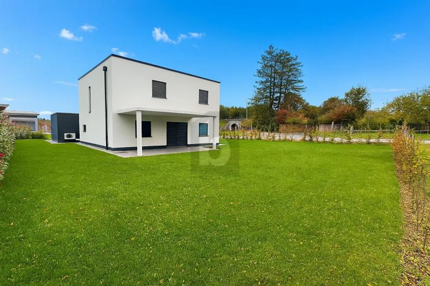 Single house for sale - Photo 4 of 5