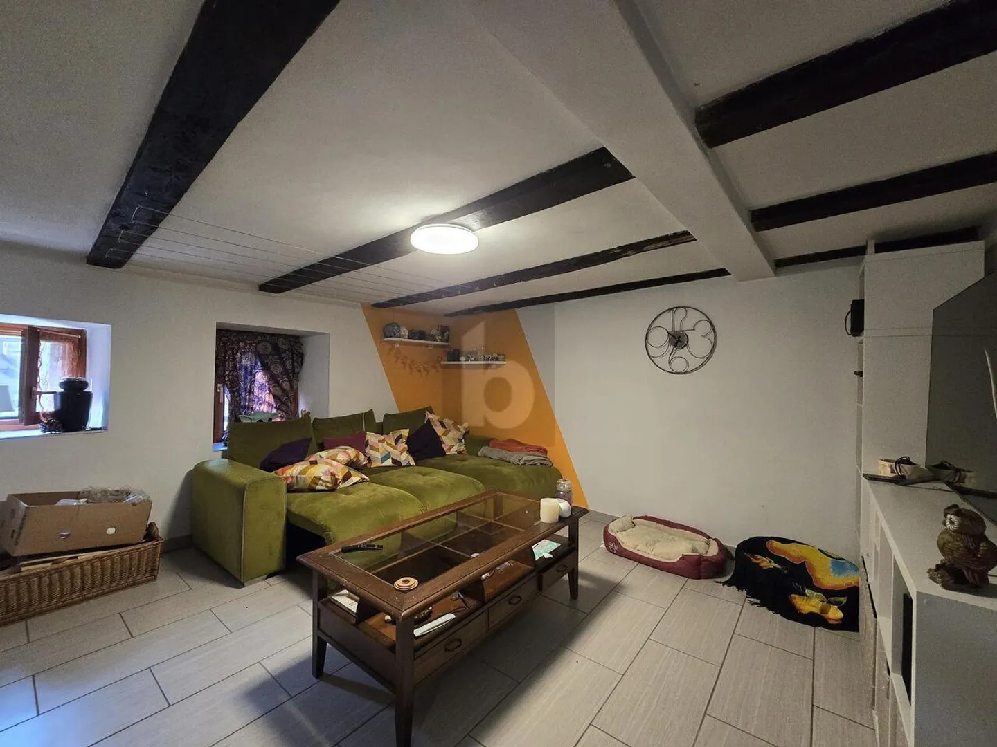 TRANQUIL AND SPACIOUS WITH GARDEN - Photo 4 of 5