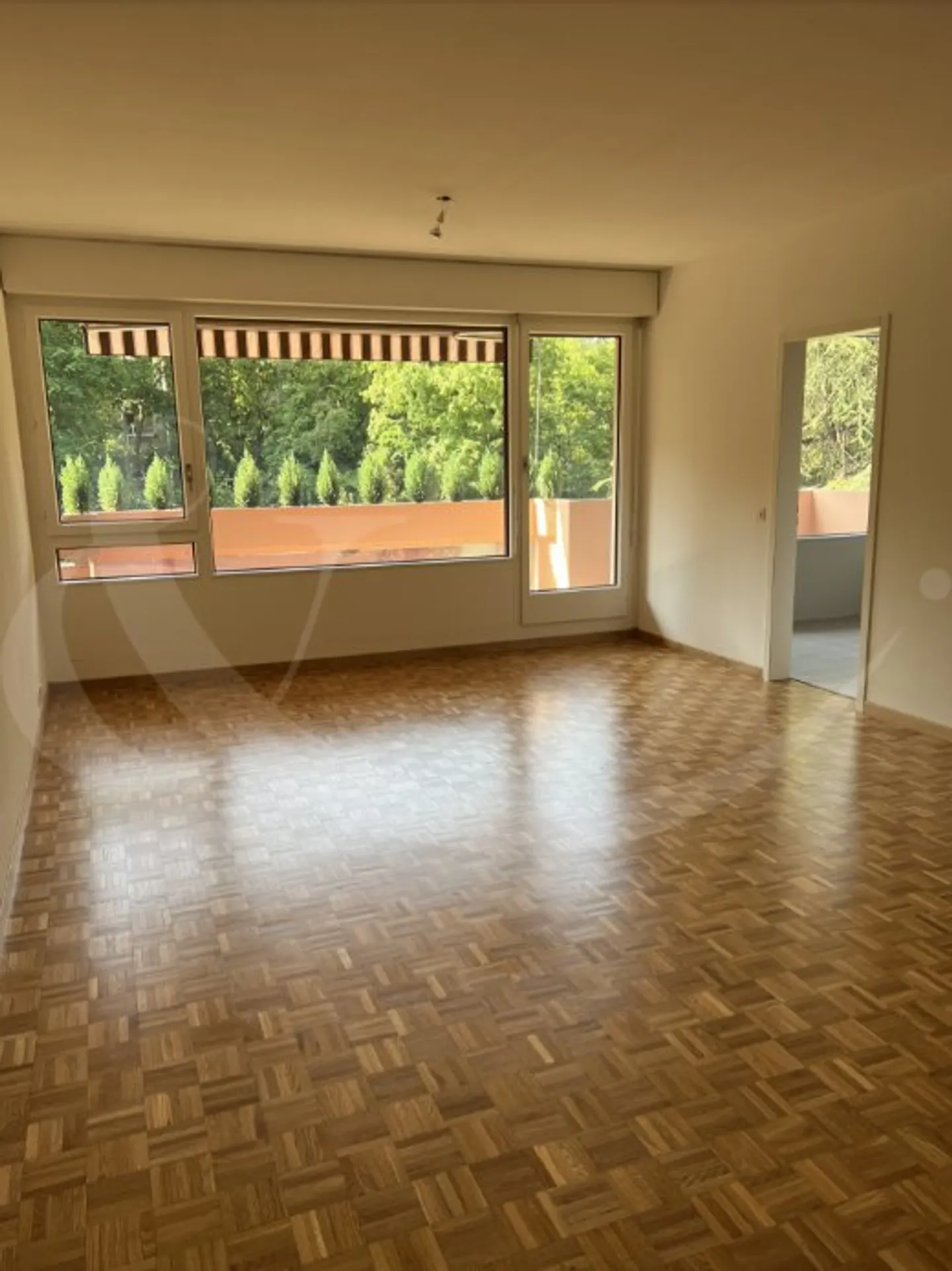 Sunny Apartment with Lake View - Photo 3 of 5