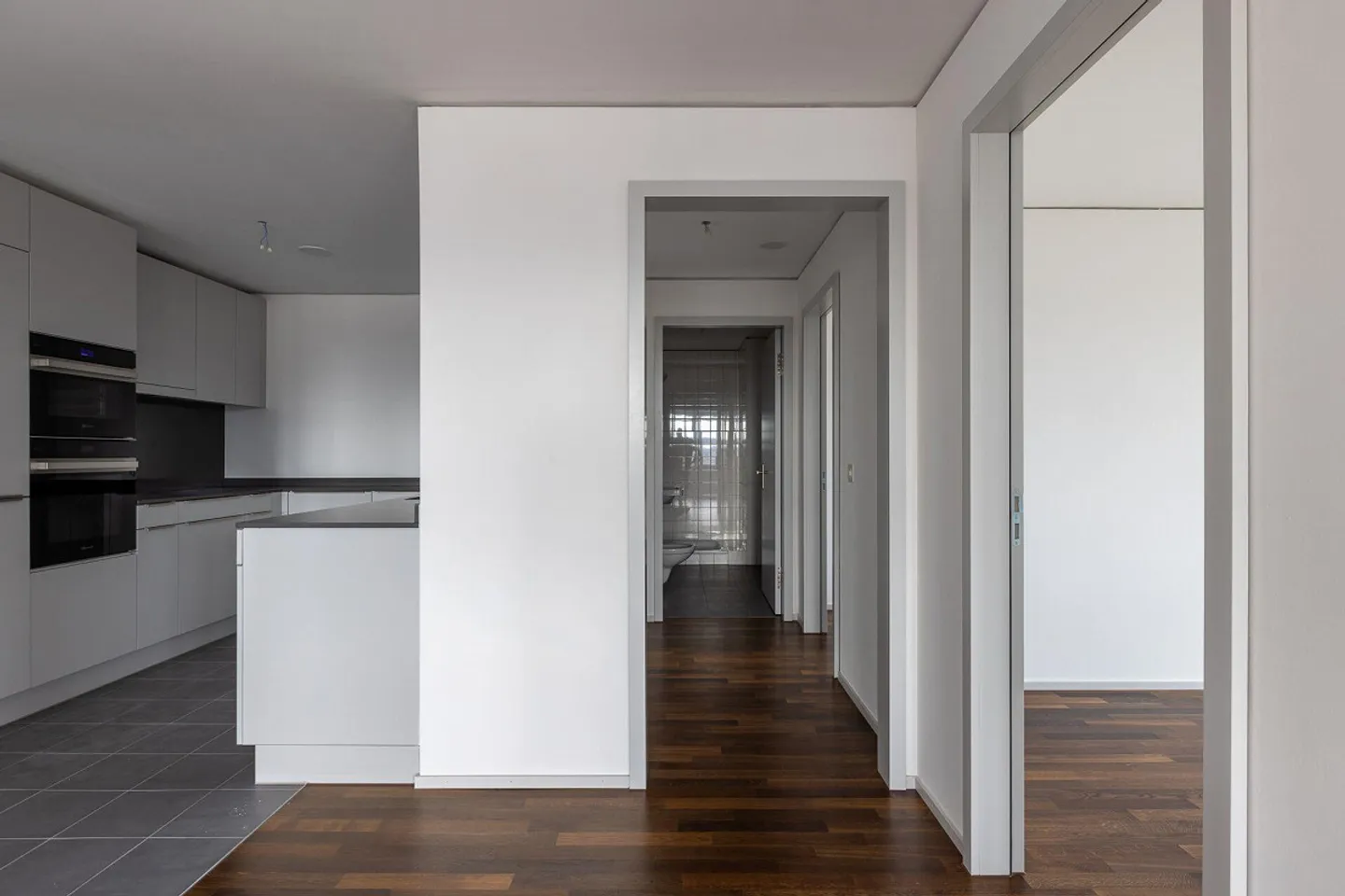 Grosszügige 4.5-Zimmerwohnung 18.13 mit exklusiver Aussicht - Foto 11 di 21