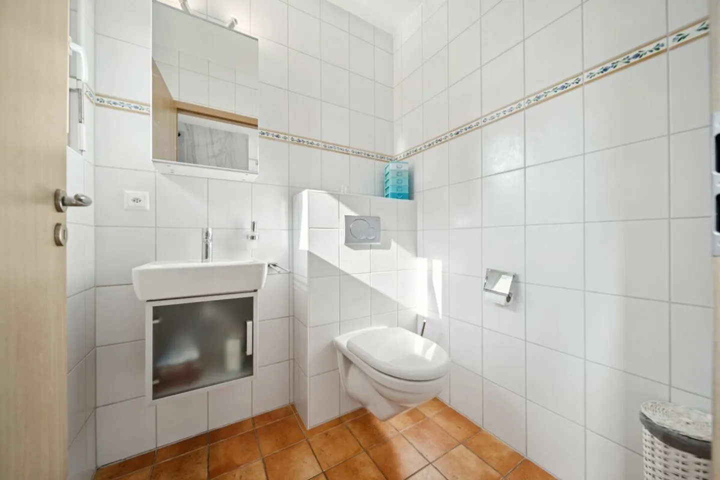 Yverdon - Charming 5.5-Room Villa, Quiet and Family Area - Photo 4 of 14