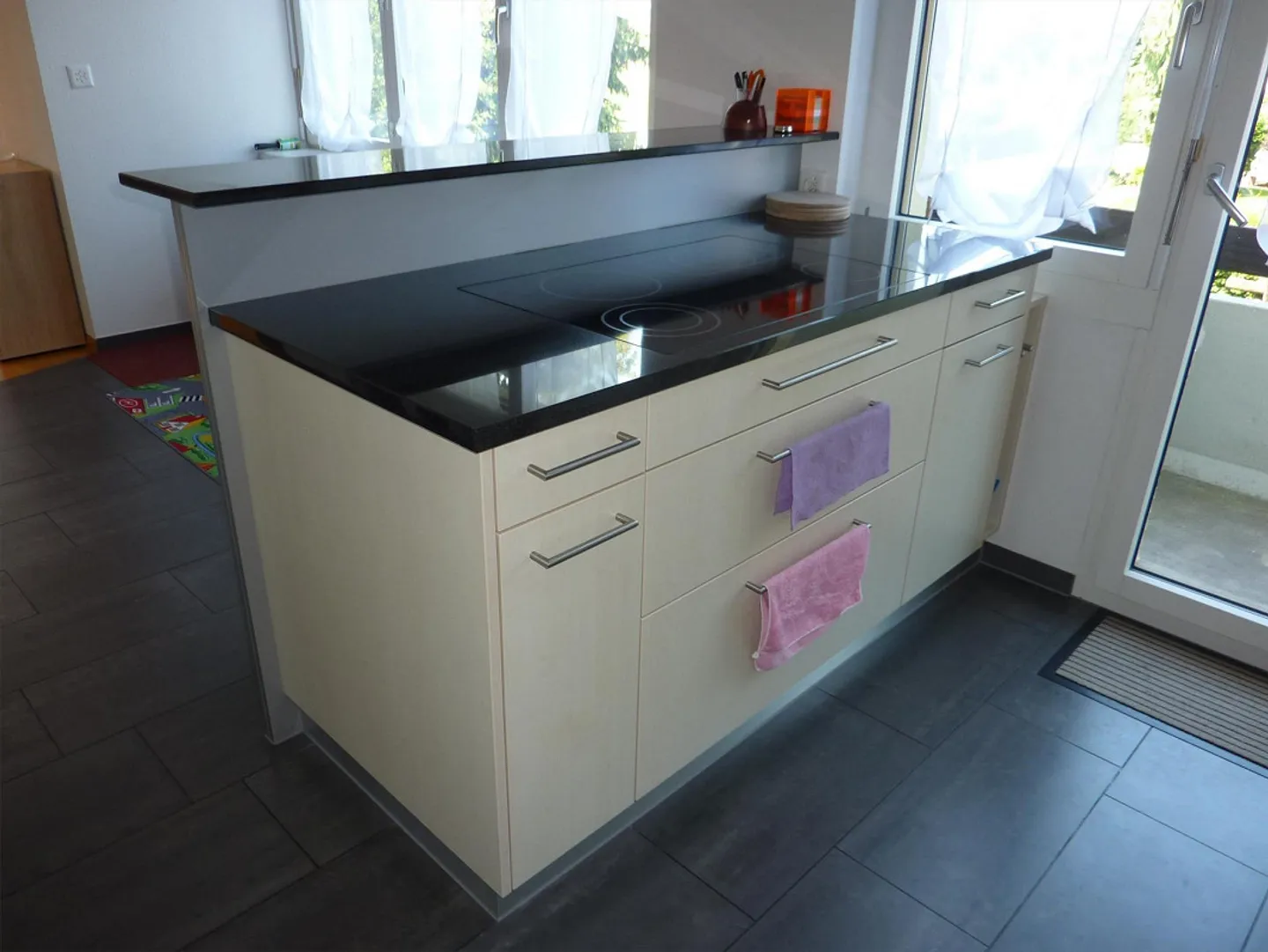4 Room Apartment with Super Winter Garden - Photo 9 of 12