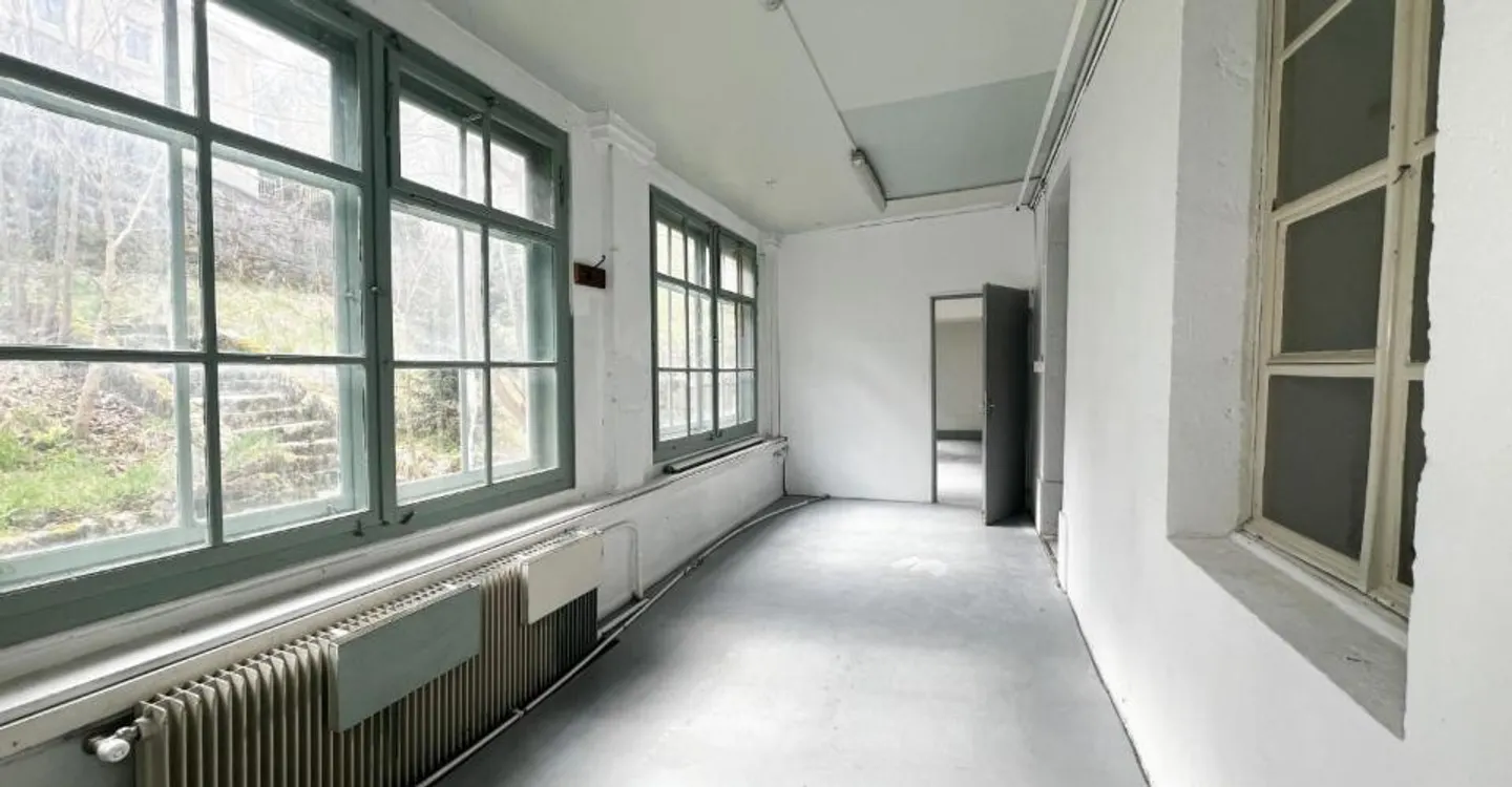 Locali spaziosi di circa 220m² nel centro città - Foto 6 di 12