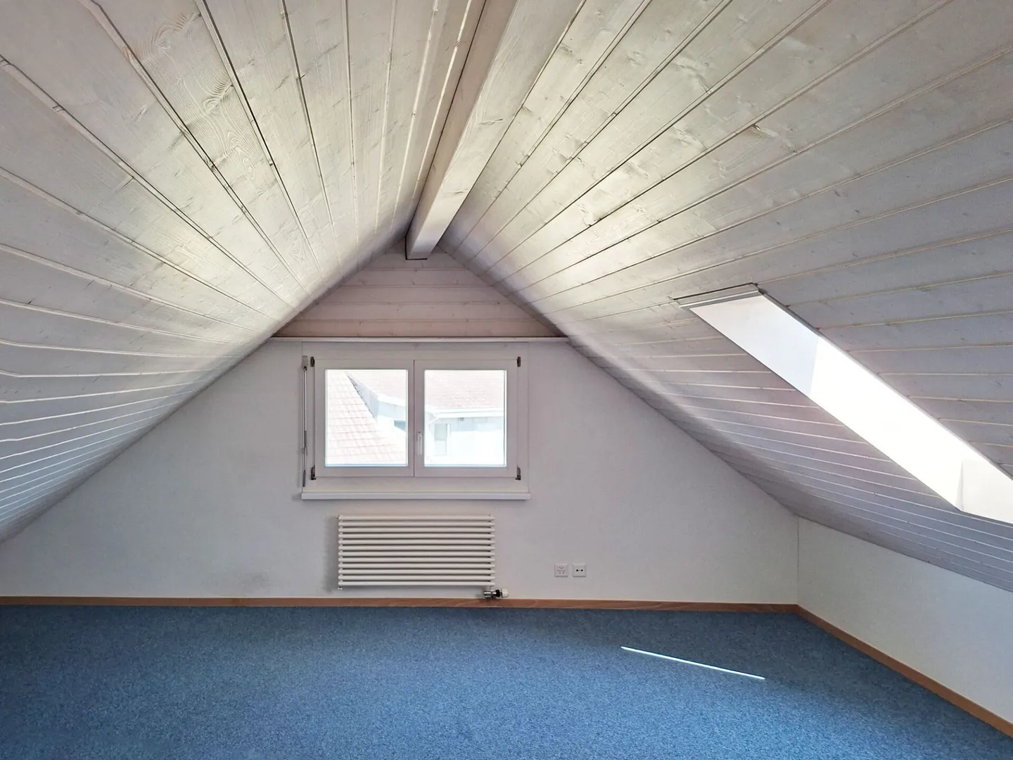 Spacious 5 1/2 Room Maisonette Apartment in Weinfelden - Photo 13 of 15