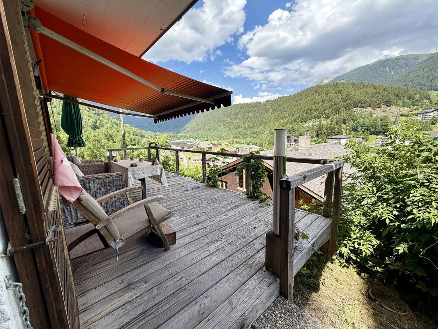 Chalet mit zwei Einheiten in Fiesch - Foto 4 von 8