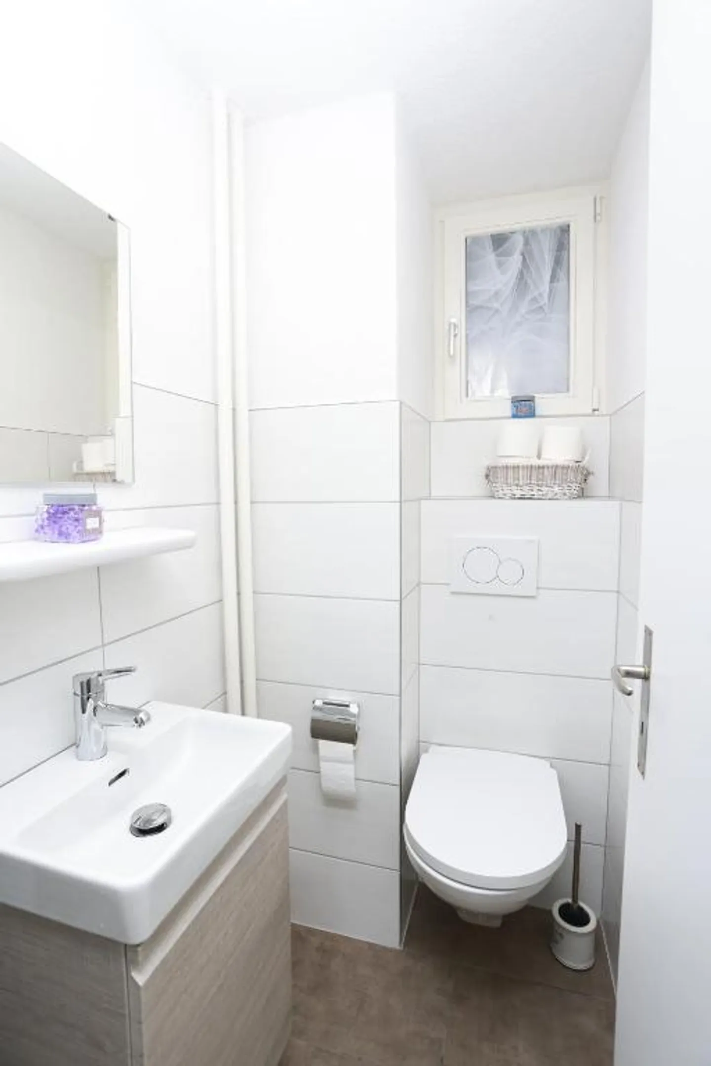 5.5 Room Single Family House with Garden in Linthal - Photo 7 of 12