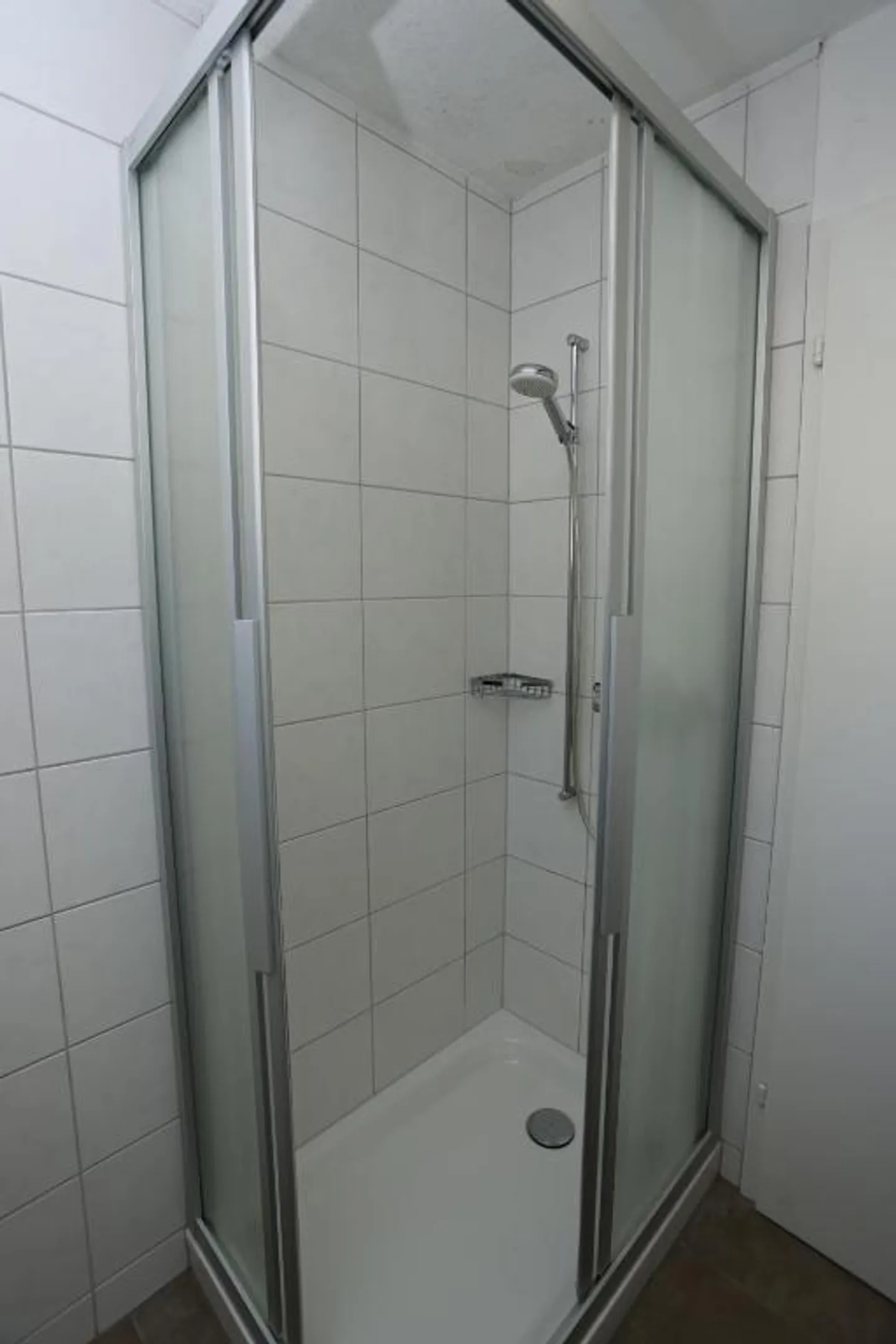 5.5 Room Single Family House with Garden in Linthal - Photo 11 of 12