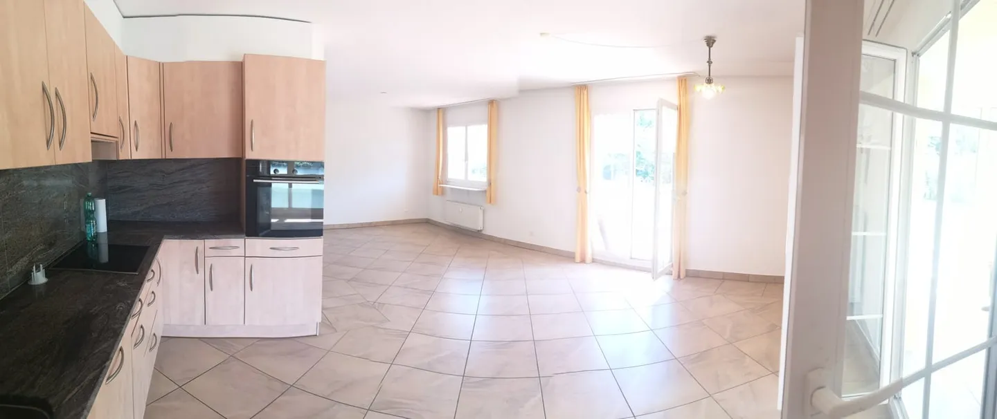 Riduzione del prezzo: appartamento al 1° piano con ascensore, veranda e grande balcone - Foto 27 di 35
