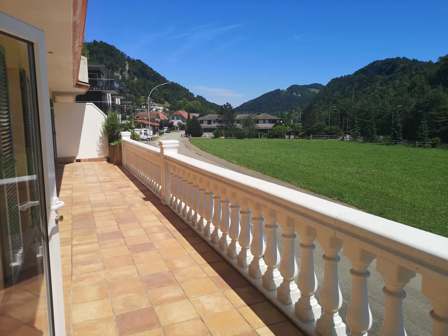 Riduzione del prezzo: appartamento al 1° piano con ascensore, veranda e grande balcone - Foto 29 di 35