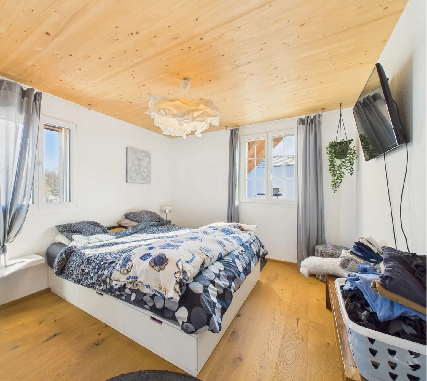 Appartement lumineux de 4,5 pièces à Buchegg - Photo 5 sur 12