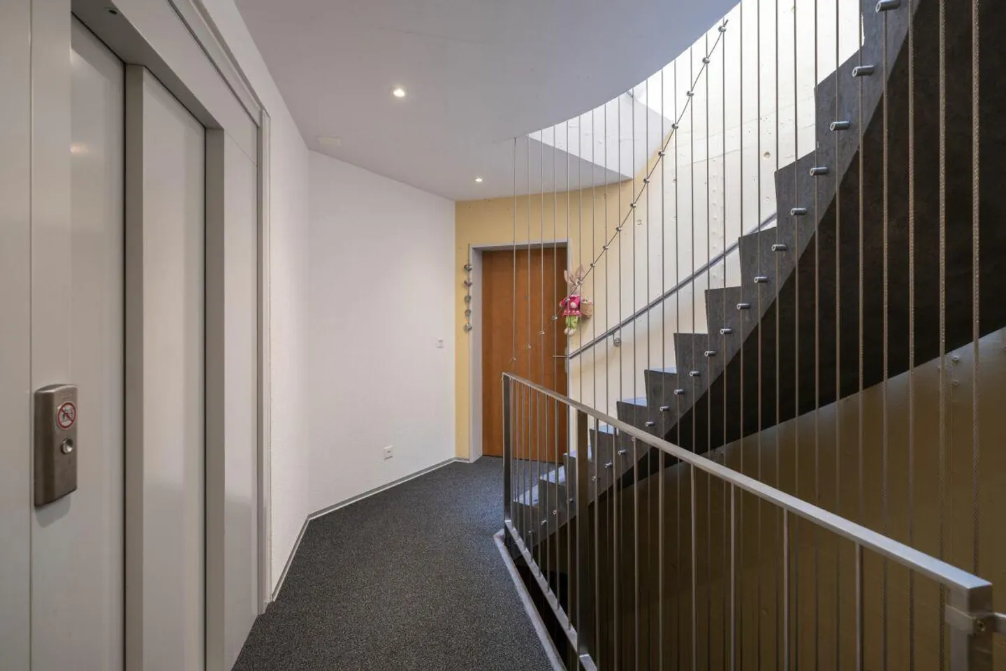 Stylish Living with a View - Exclusive 4.5 Room Condominium - Photo 21 of 26