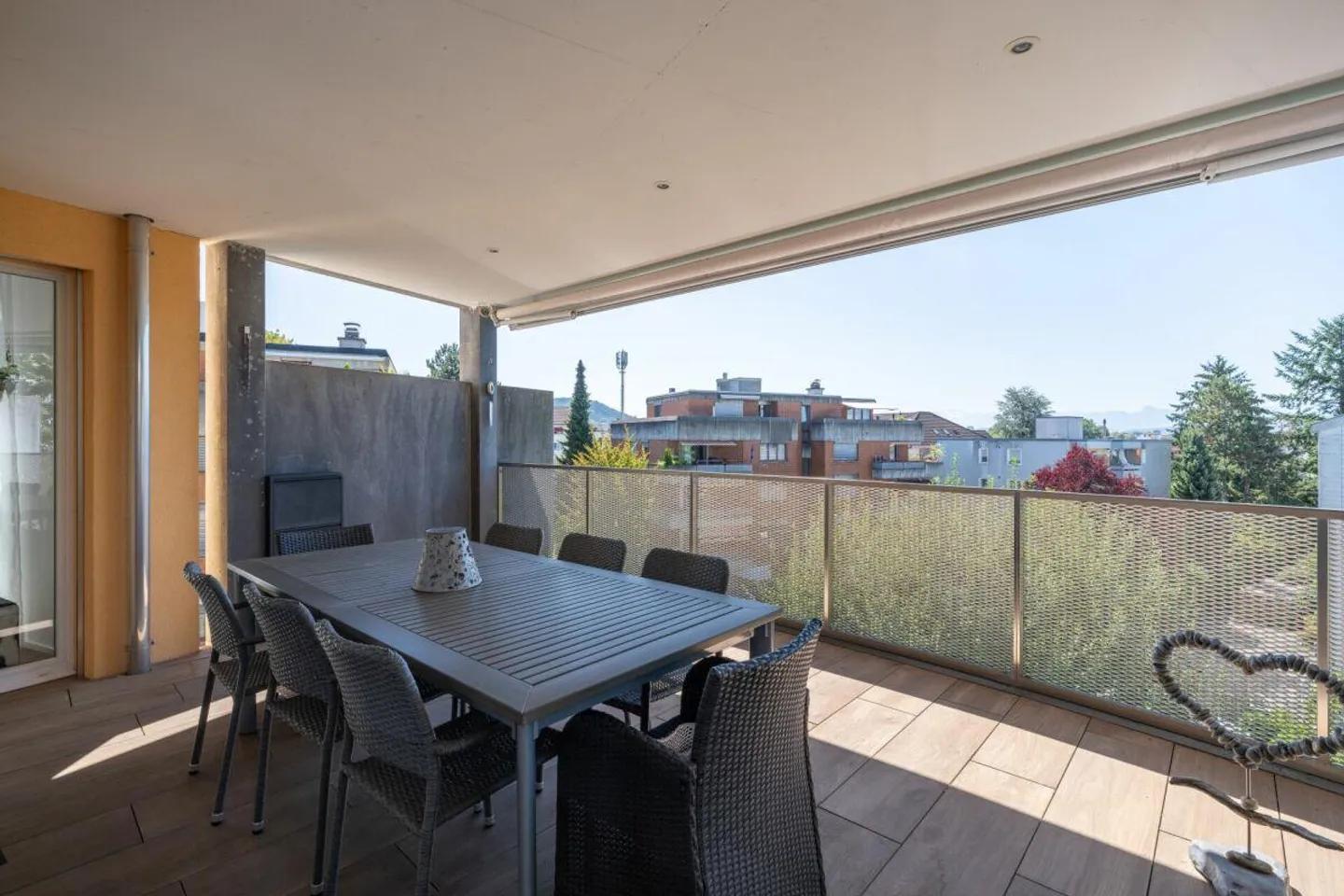 Stylish Living with a View - Exclusive 4.5 Room Condominium - Photo 19 of 26