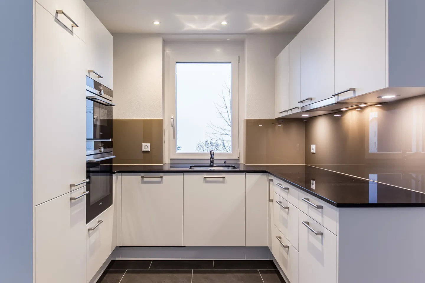 Ampio appartamento nuovo con vista - Foto 7 di 8