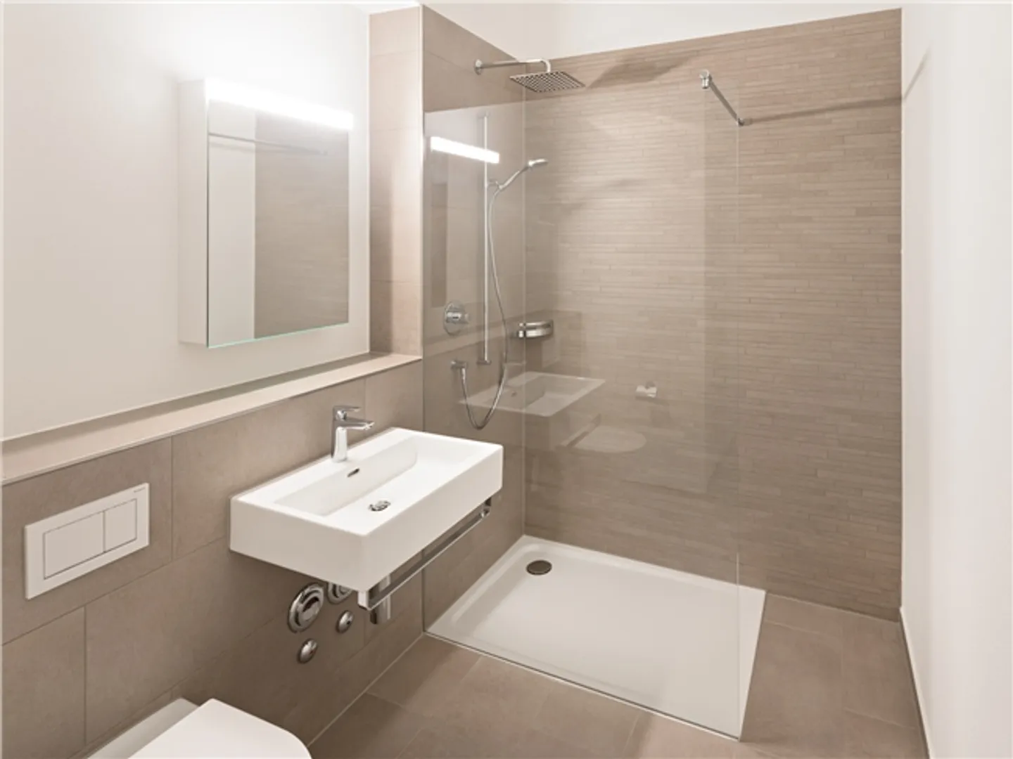 Superbe appartement sous les combles dans un endroit calme - Photo 5 sur 7