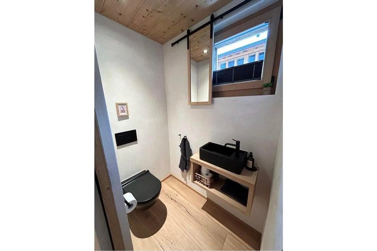 Rental 2.5-room goat stable in Goms - Photo 13 of 13