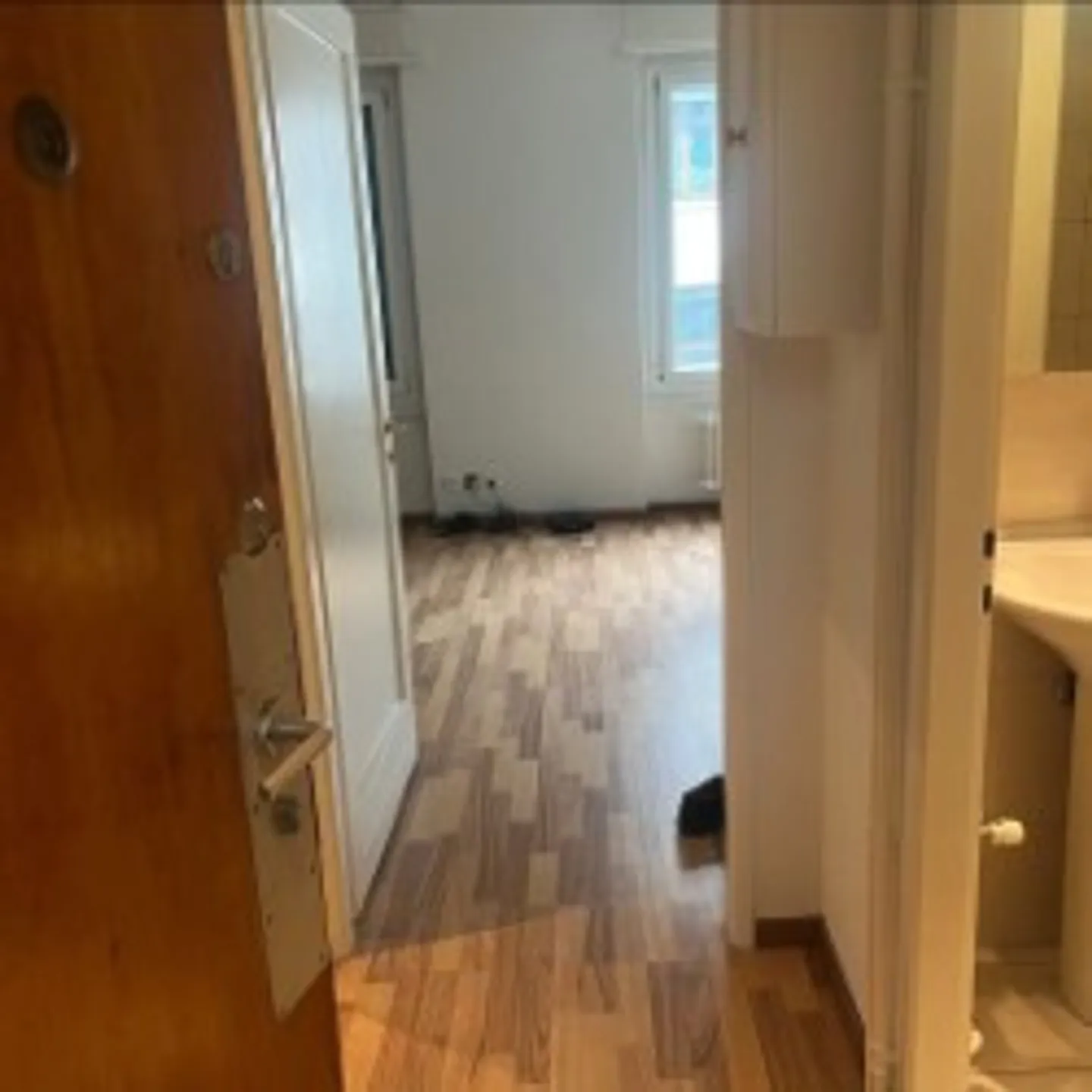 Wir bieten Ihnen ein großes Studio in Pâquis an - Foto 1 von 6