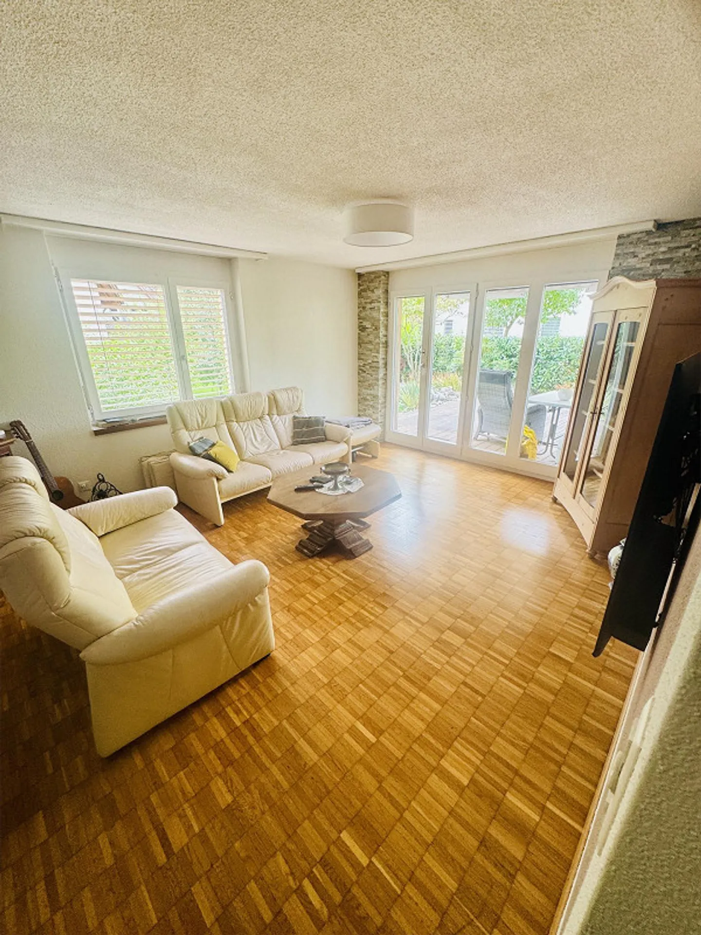Grosszügige Wohnung mit Garten - Foto 1 von 12