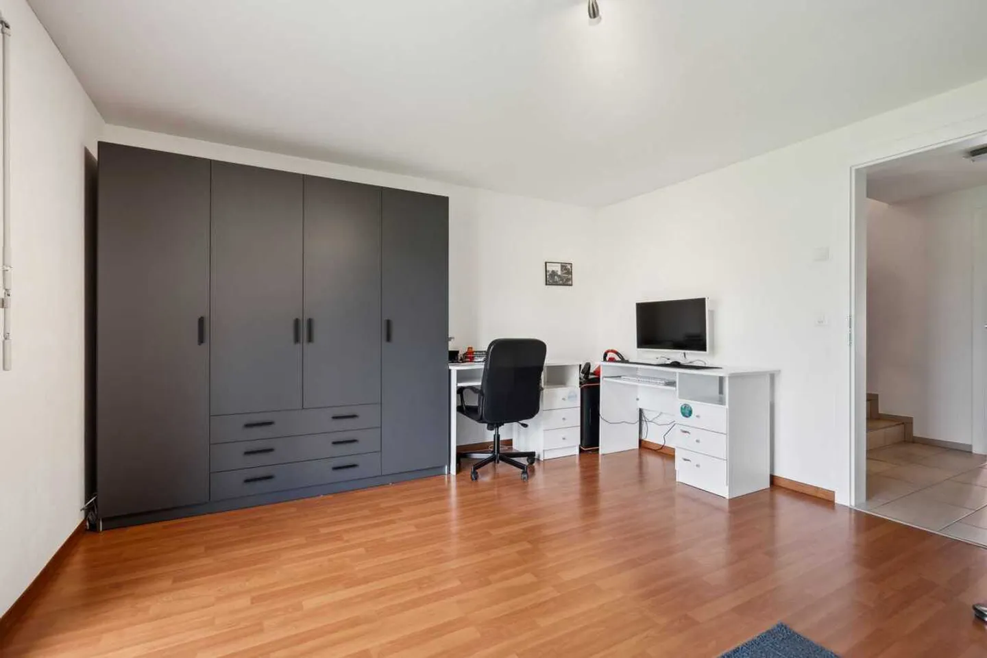 Maison de ville confortable de 5,5 pièces à Gross à vendre - Photo 9 sur 13