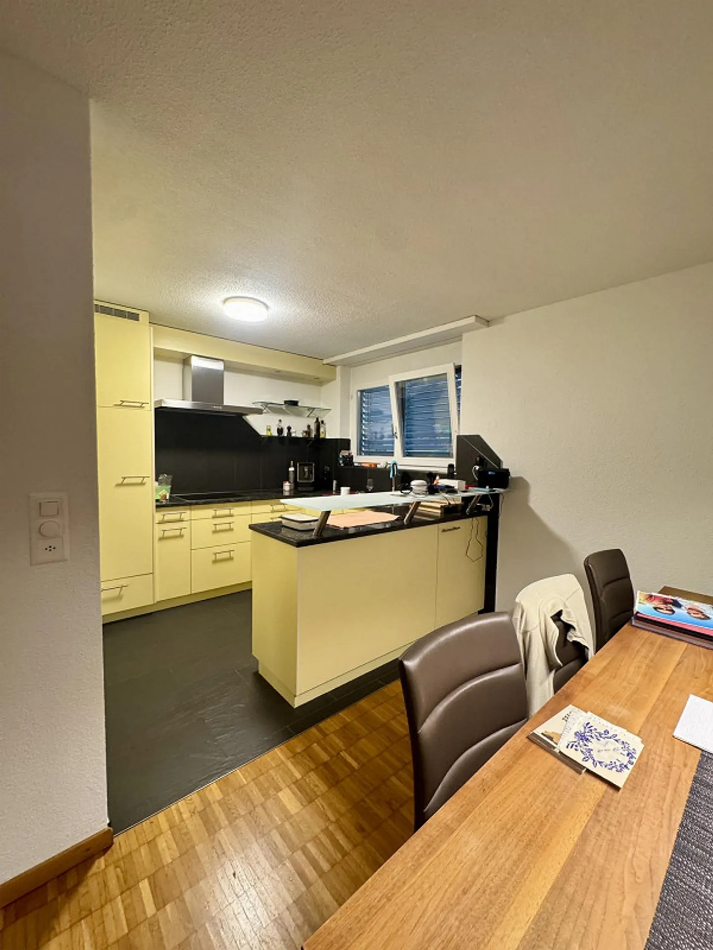 Grosszügige Wohnung mit Garten - Foto 4 von 12