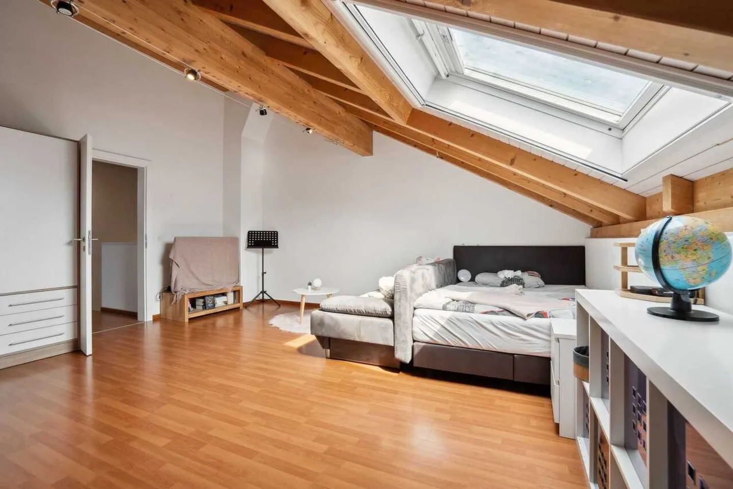 Maison de ville confortable de 5,5 pièces à Gross à vendre - Photo 12 sur 13