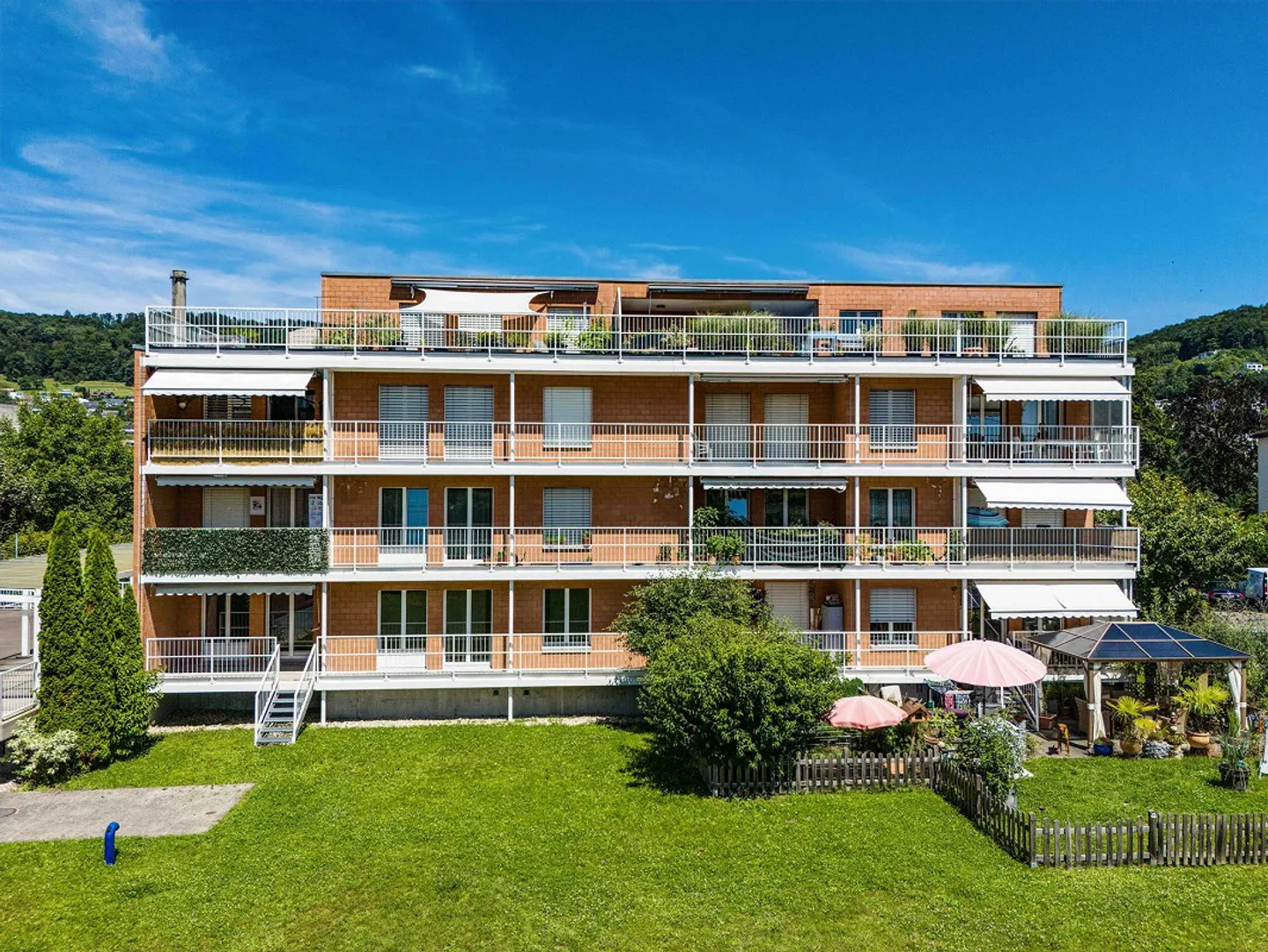 Ruhig und zentrumsnah direkt am Klingnauer Stausee - Foto 1 von 10