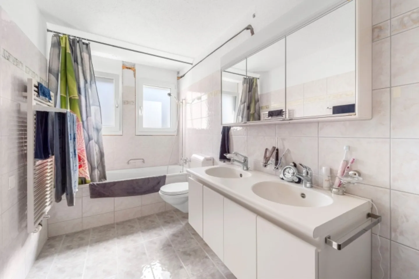 Appartamento tranquillo di 4,5 stanze con vista sulla foresta a Sciaffusa - Foto 11 di 13