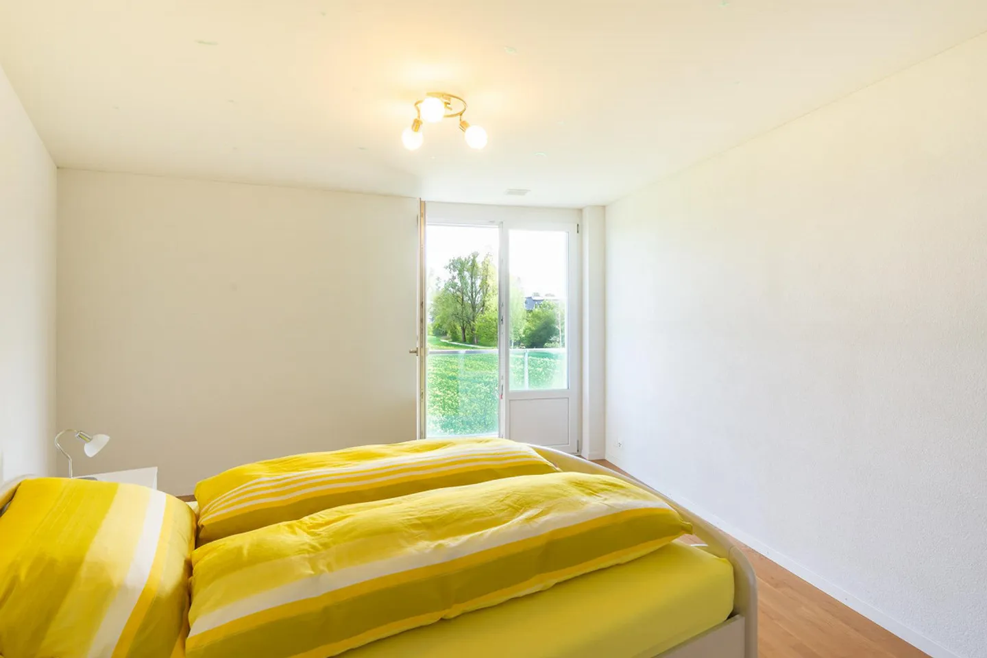 Modern Suburban Apartment with Beautiful Views - Photo 14 of 19
