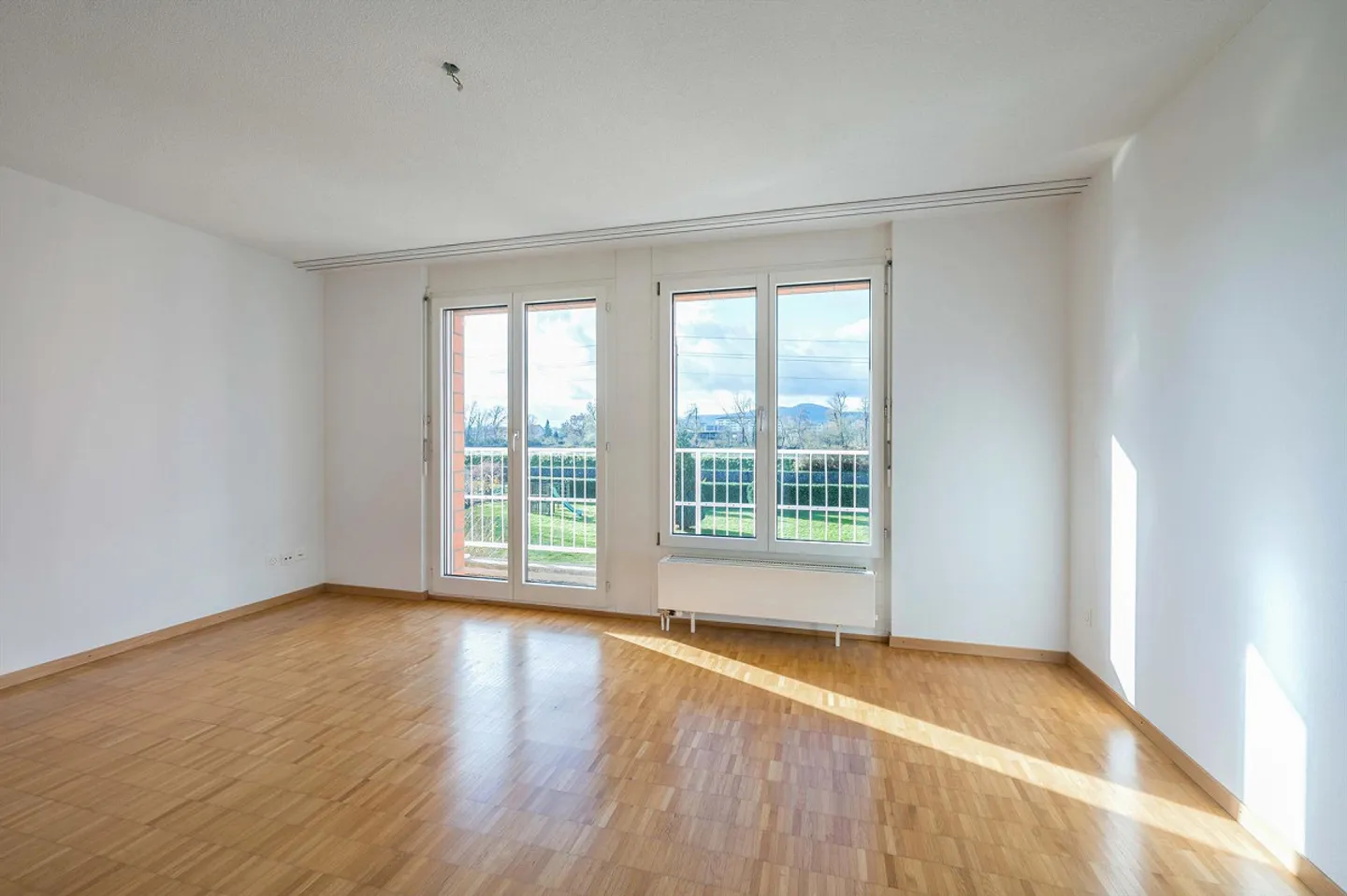 Ruhig und zentrumsnah direkt am Klingnauer Stausee - Foto 6 von 10