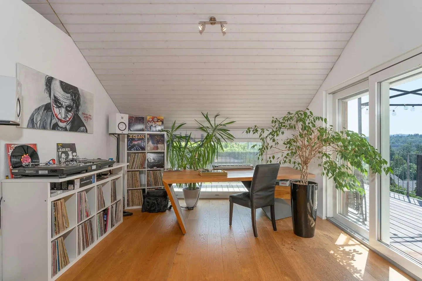 Charmantes Loft mit Terrasse - Foto 6 von 8