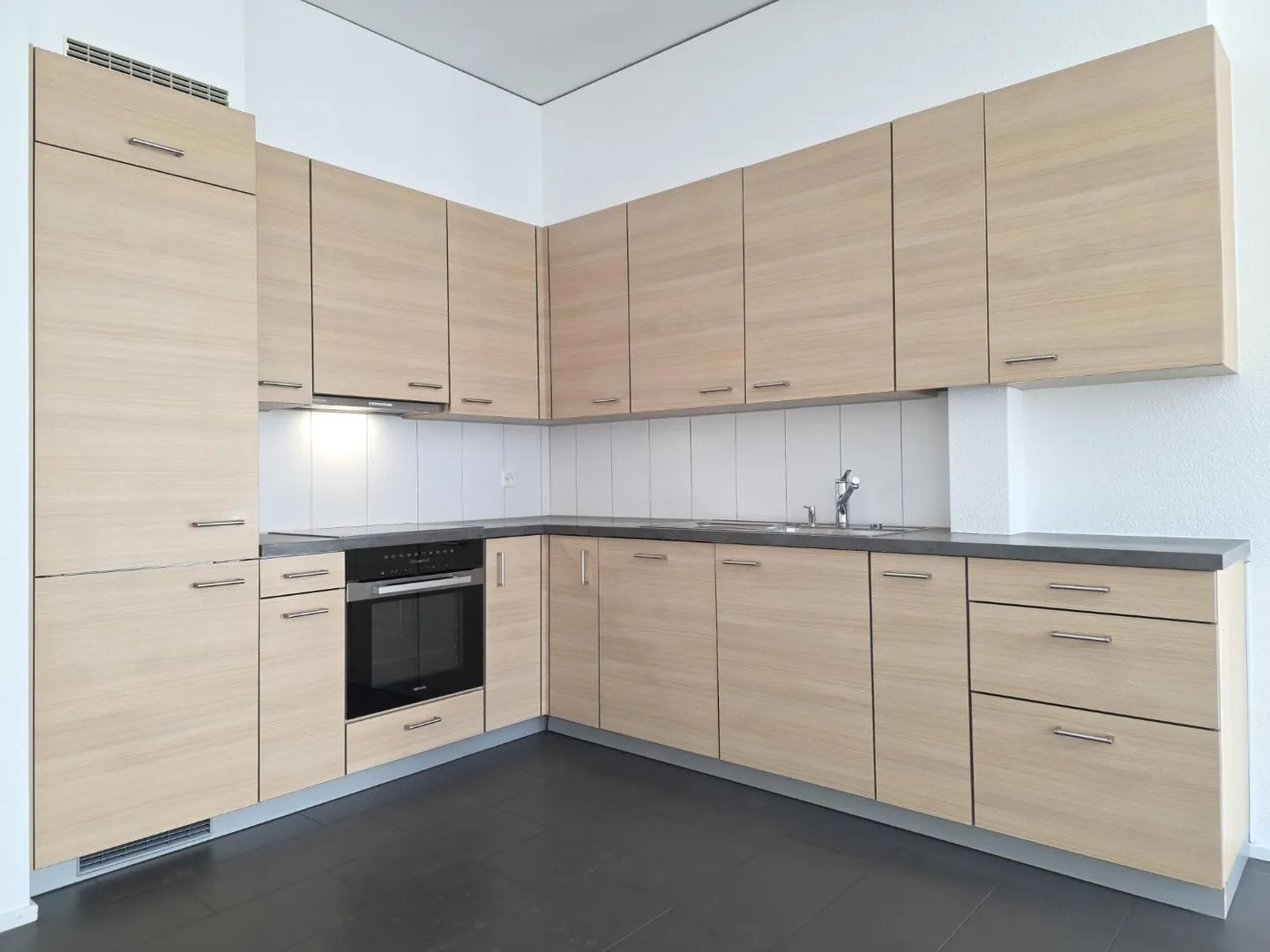 Appartamento 5.5 stanze - Foto 1 di 12