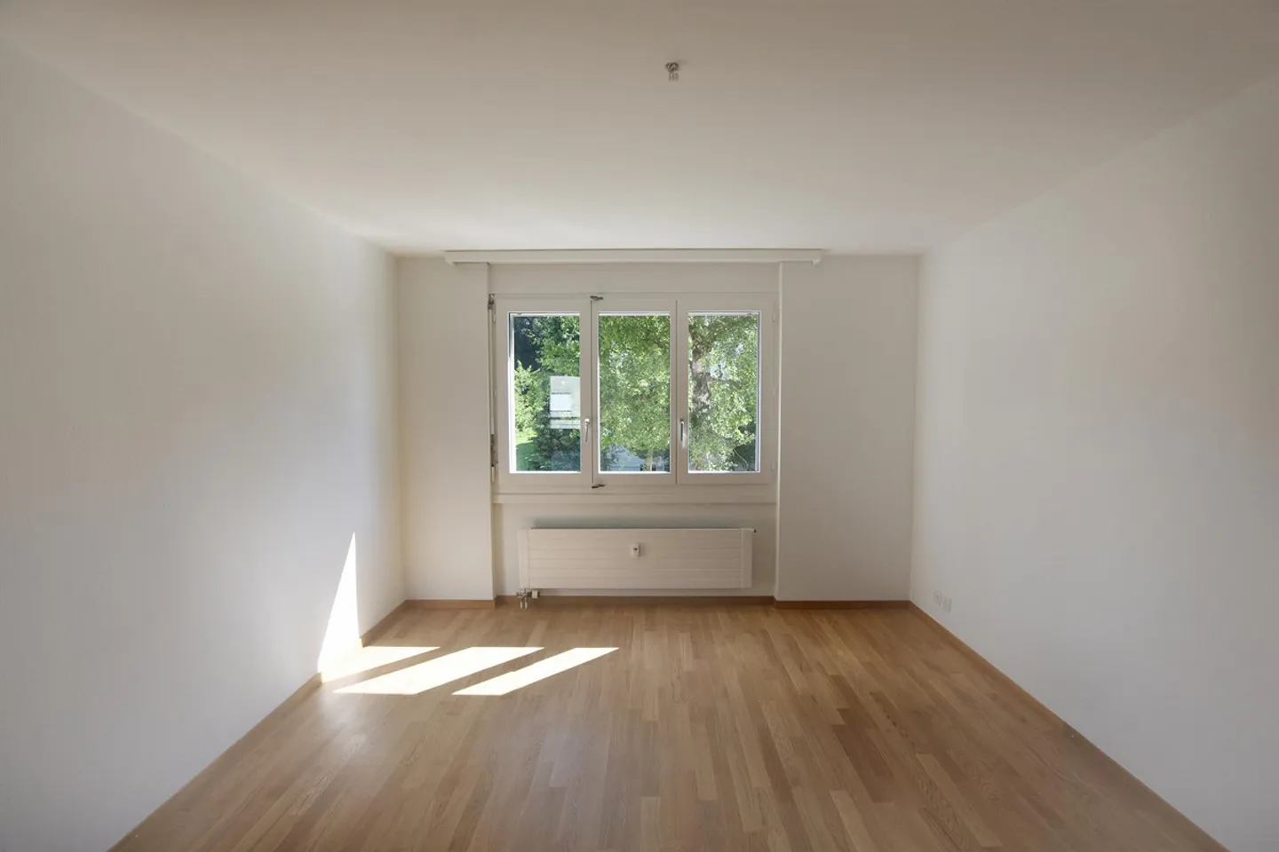 Appartamento Incantevole in Zona Tranquilla - Foto 3 di 7