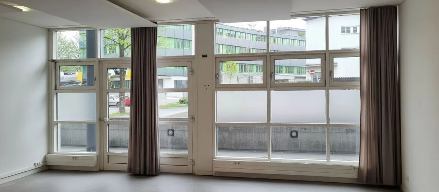 Ufficio moderno in una posizione rappresentativa nel centro di Lucerna - Foto 2 di 7