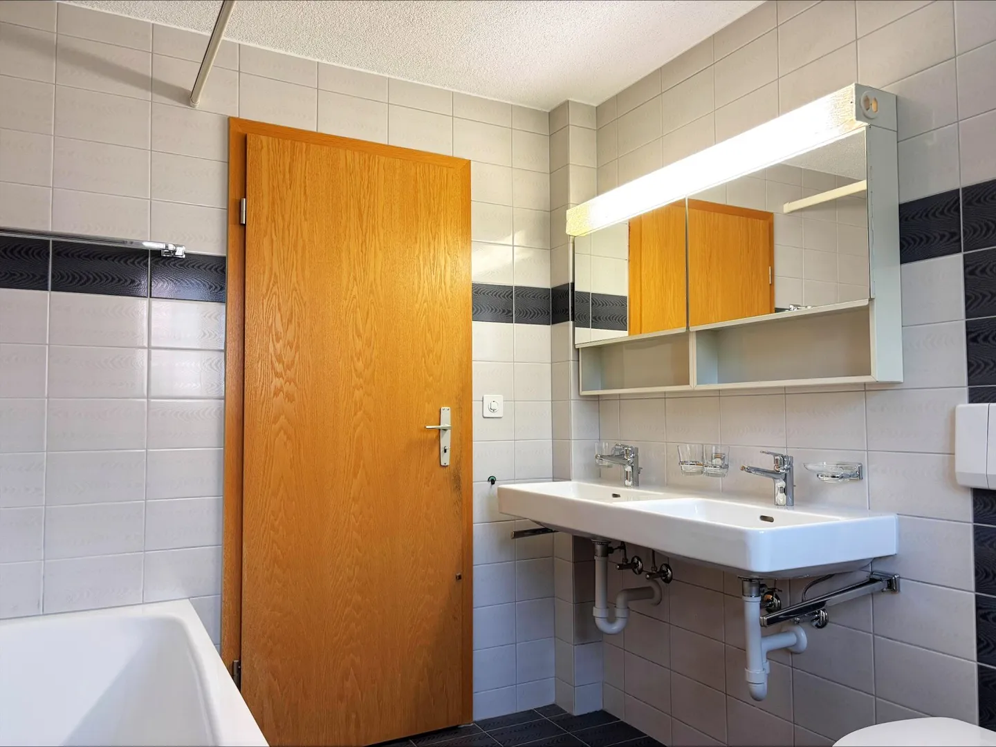 Spacious 5.5-room apartment in a quiet, green residential area - Photo 6 of 11