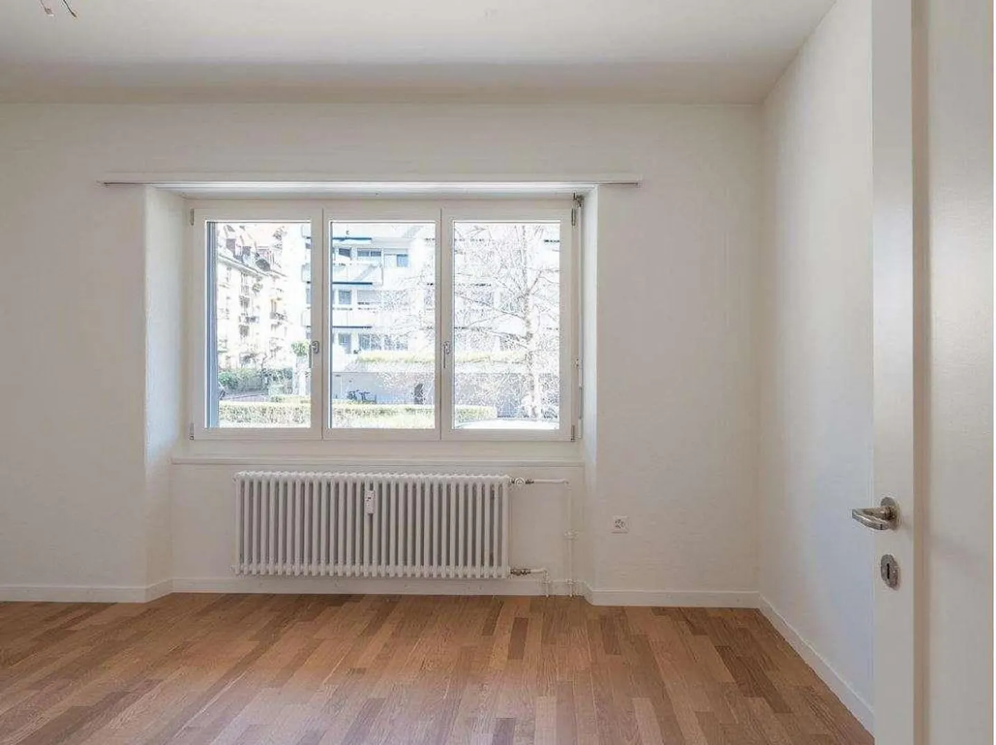 Votre nouveau chez-vous au rez-de-chaussée vous attend et le premier mois est gratuit... - Photo 5 sur 7