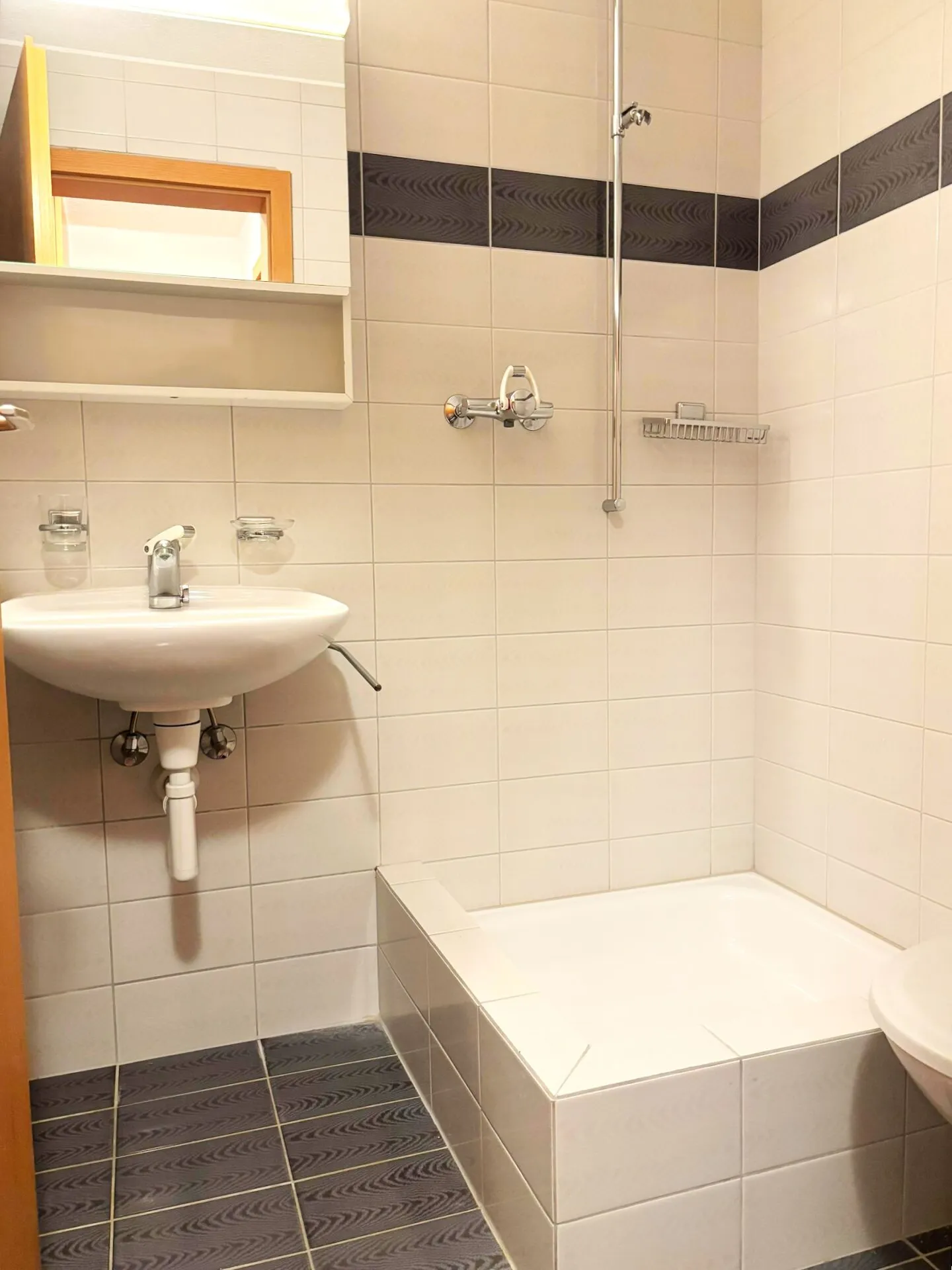 Spacious 5.5-room apartment in a quiet, green residential area - Photo 7 of 11