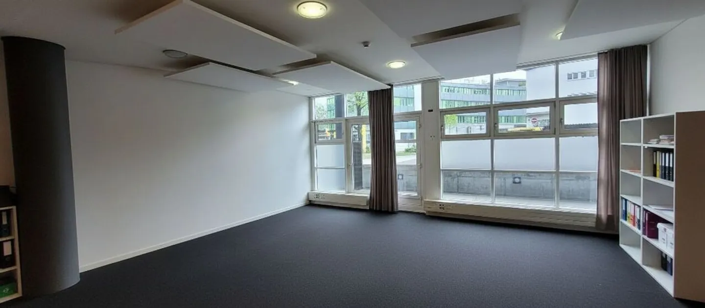 Ufficio moderno in una posizione rappresentativa nel centro di Lucerna - Foto 6 di 7