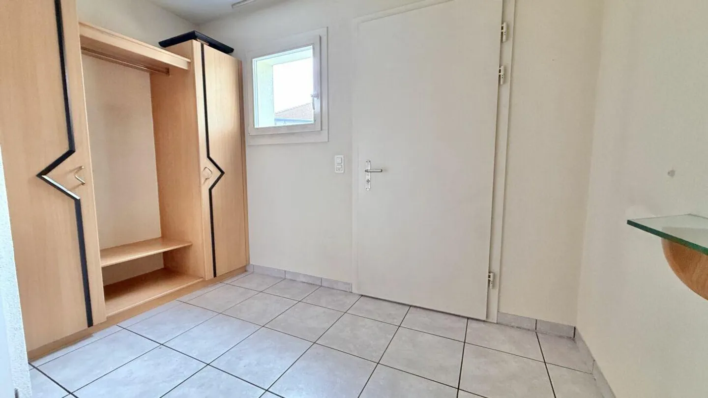 Gepflegtes, freistehendes Einfamilienhaus in ruhigem Quartier - Foto 7 von 30