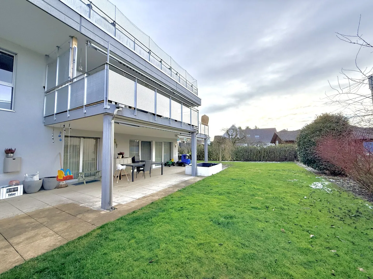 Sogno Familiare con Paradiso del Giardino in una Posizione Tranquilla - Foto 3 di 12