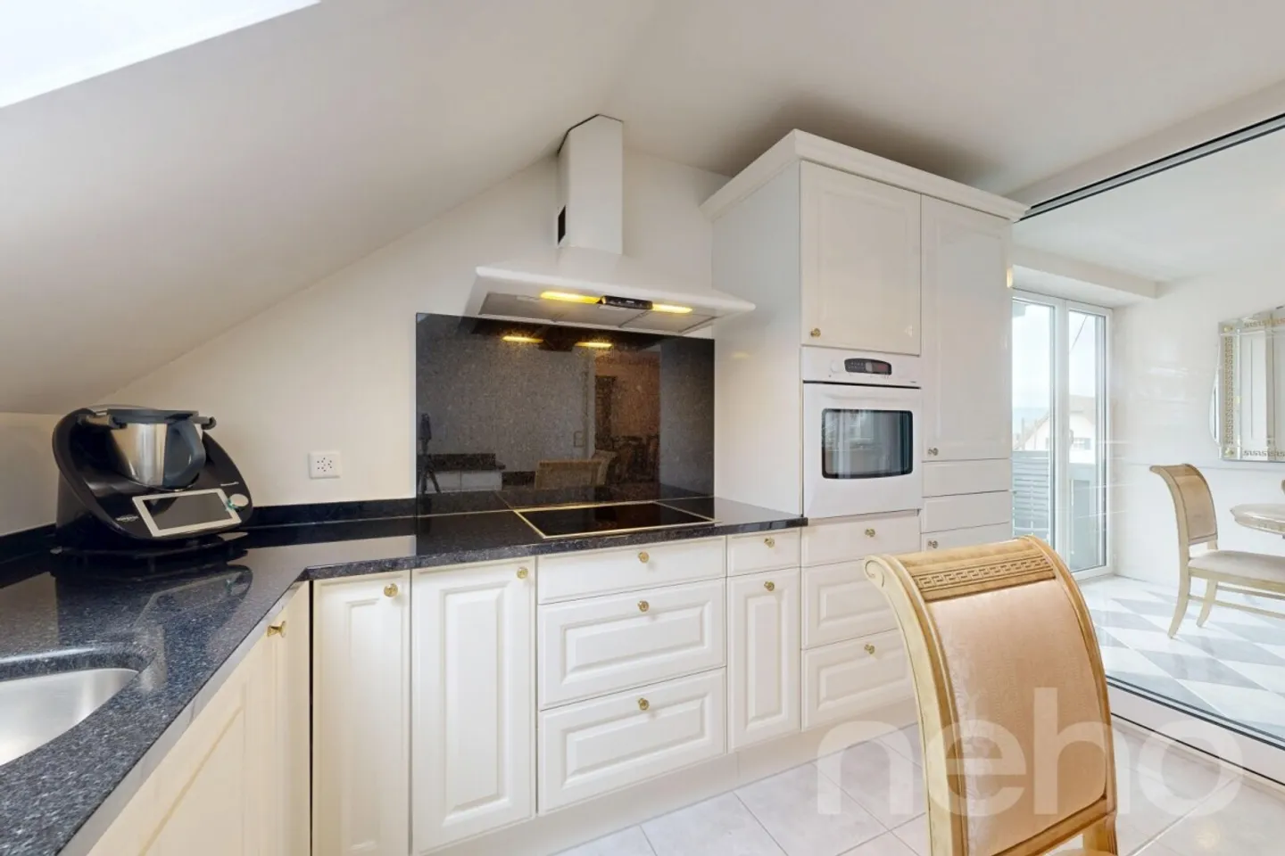 Exclusive colonial style maisonette in Eiken - Photo 12 of 12