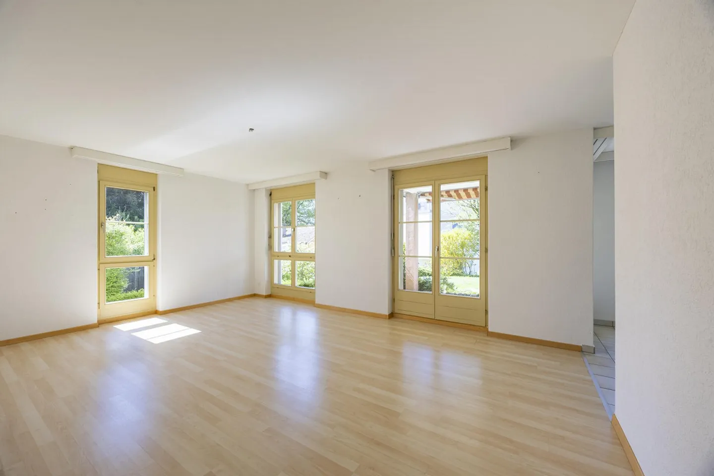 Appartamento giardino 2,5 locali con ascensore e garage singolo - Foto 6 di 20