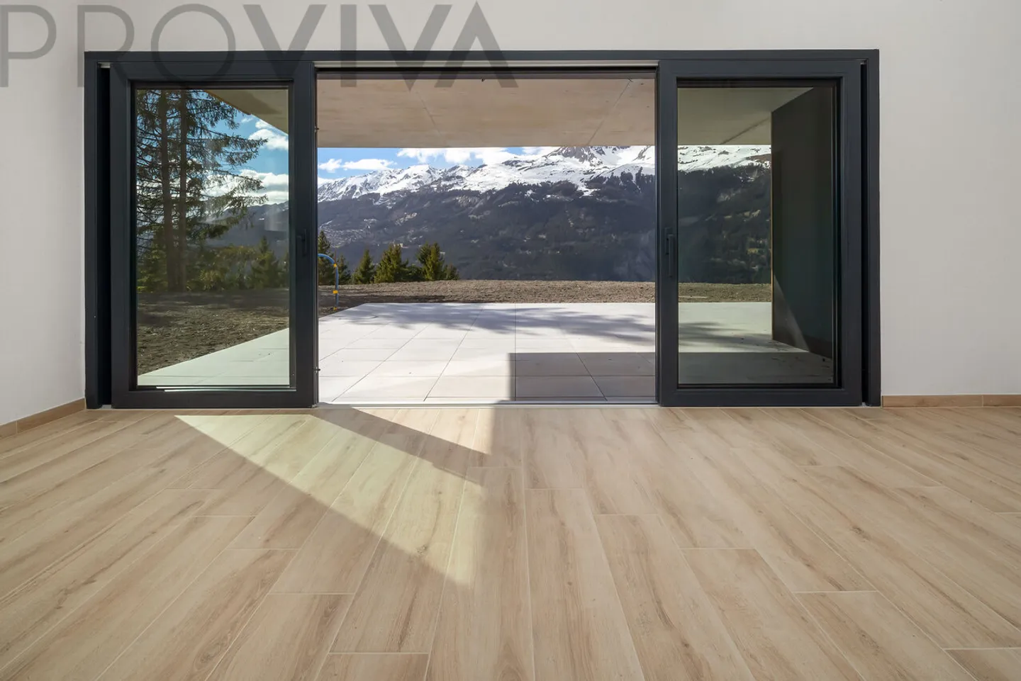 AUSSERGEWÖHNLICHES CHALET MIT PANORAMABLICK - Foto 4 di 6