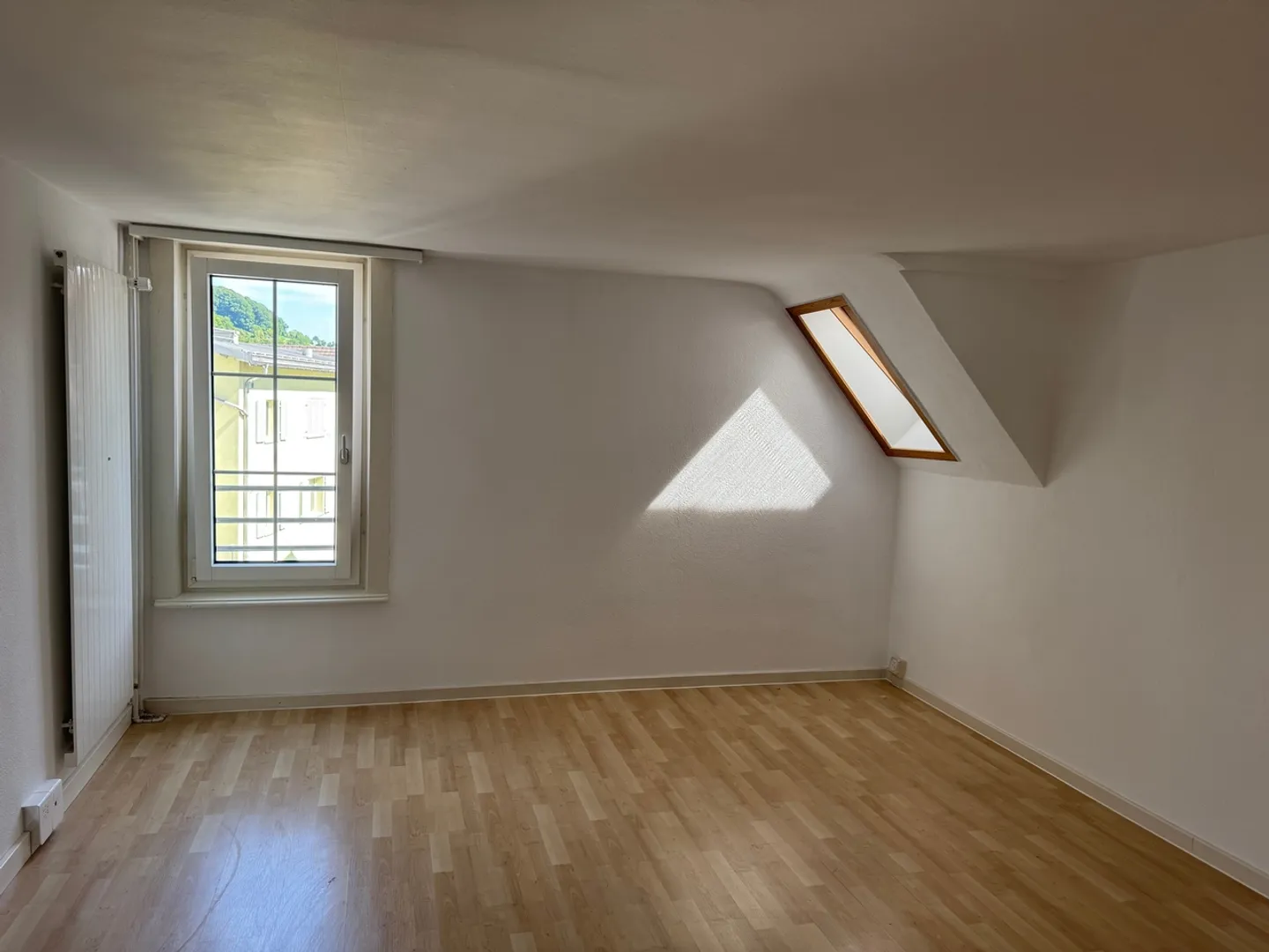 Charmant appartement 4.5 pièces - Photo 2 sur 9